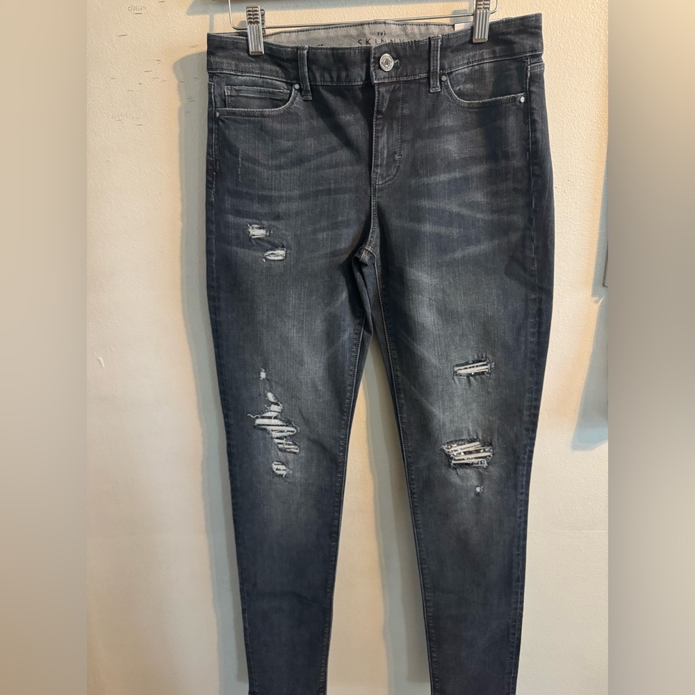 WHBL the skinny new with tag size 6 Long